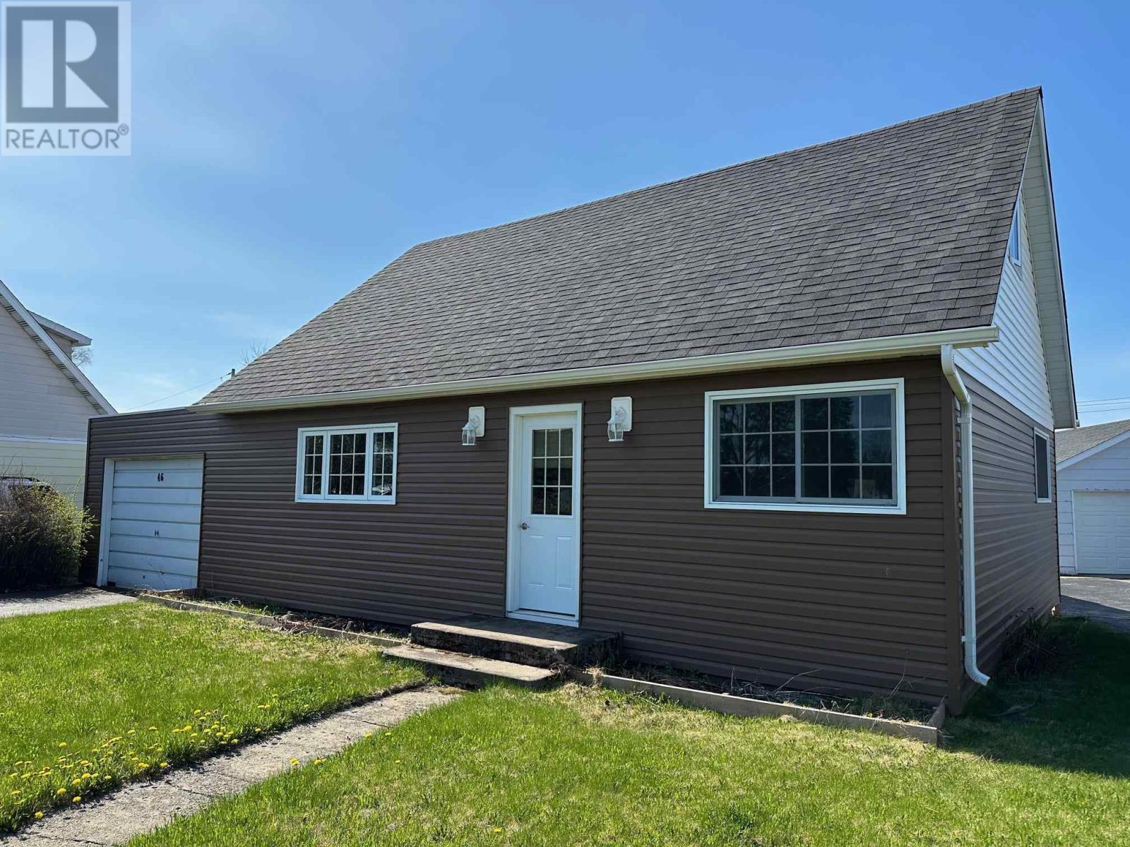 Property at 46 Hudson DR image 1