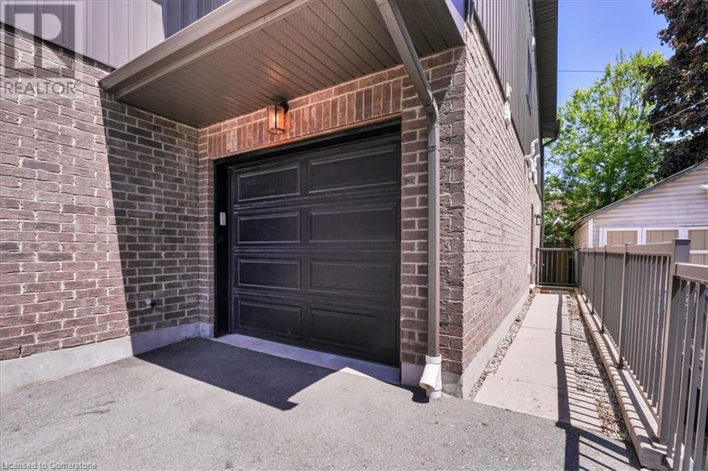 66 West Avenue, Kitchener, Ontario  N2M 1X6 - Photo 5 - 40733490