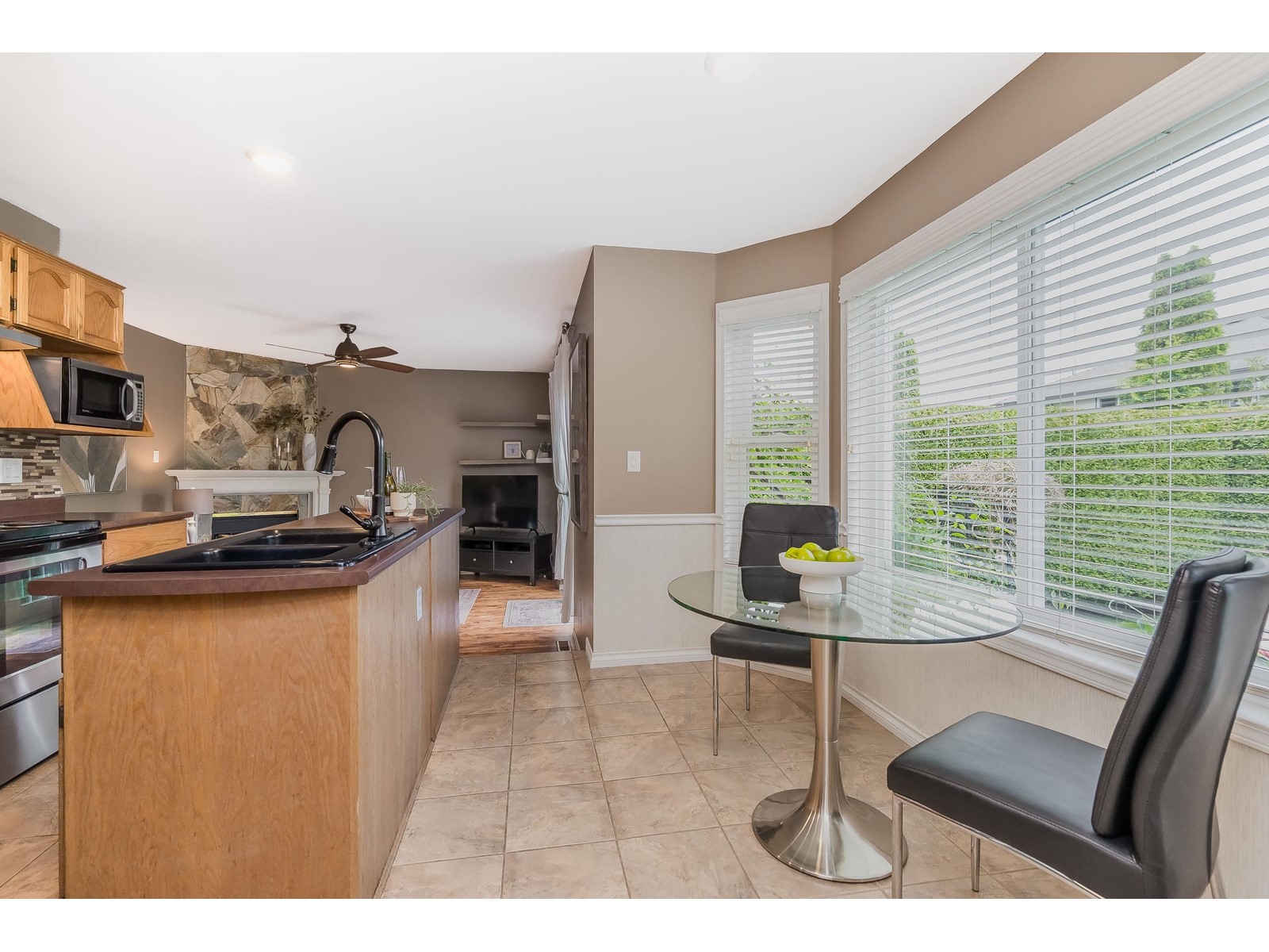 8548 212 Street, Langley, British Columbia  V1M 2E7 - Photo 11 - R3008016