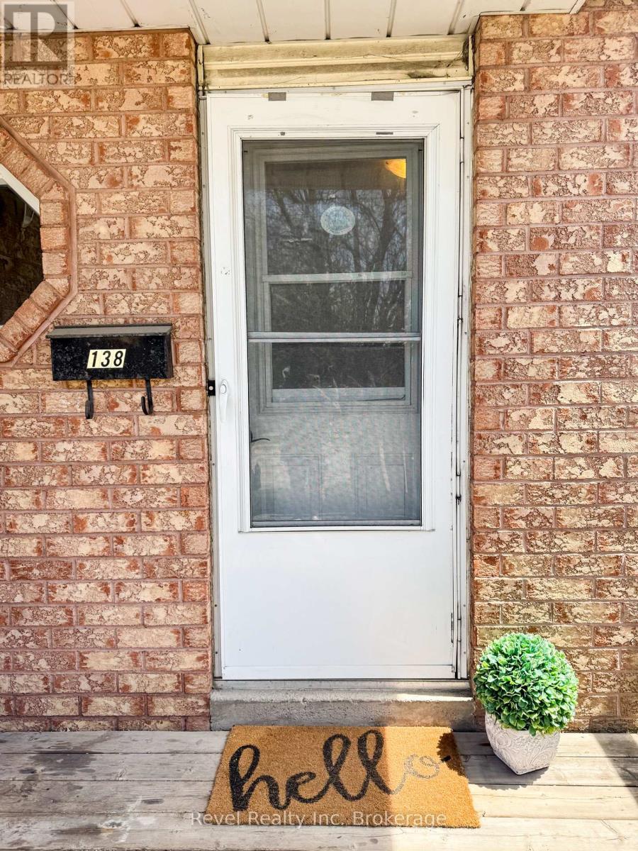 138 Champlain Street, North Bay, Ontario  P1B 9P9 - Photo 4 - X12178833