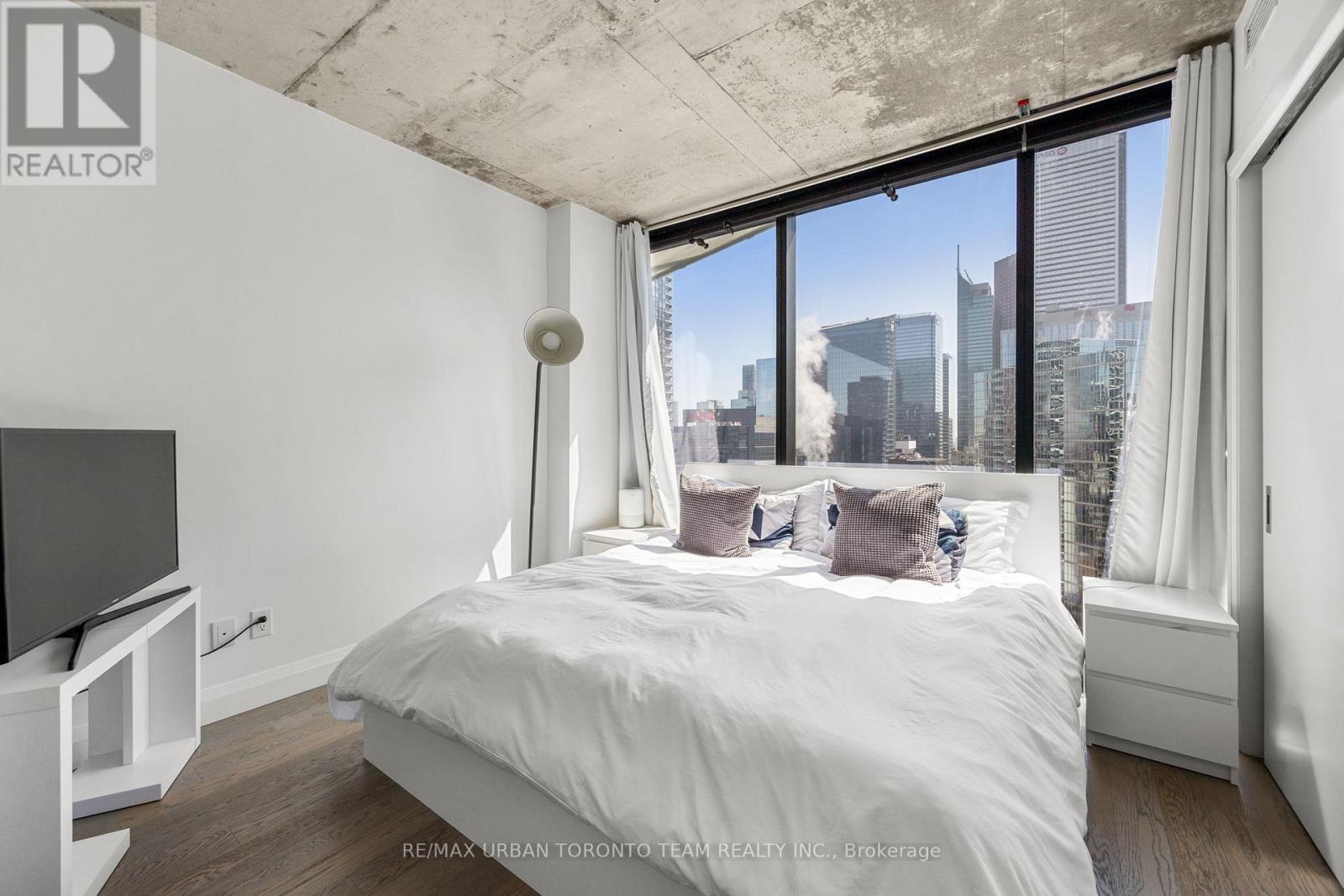 2804 - 224 King Street W, Toronto (Waterfront Communities), Ontario  M5H 0A6 - Photo 16 - C12178652