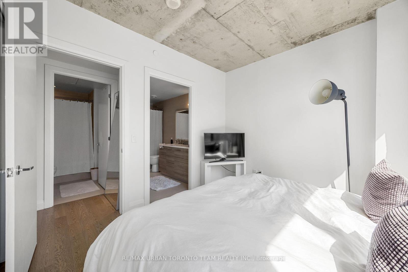 2804 - 224 King Street W, Toronto (Waterfront Communities), Ontario  M5H 0A6 - Photo 17 - C12178652
