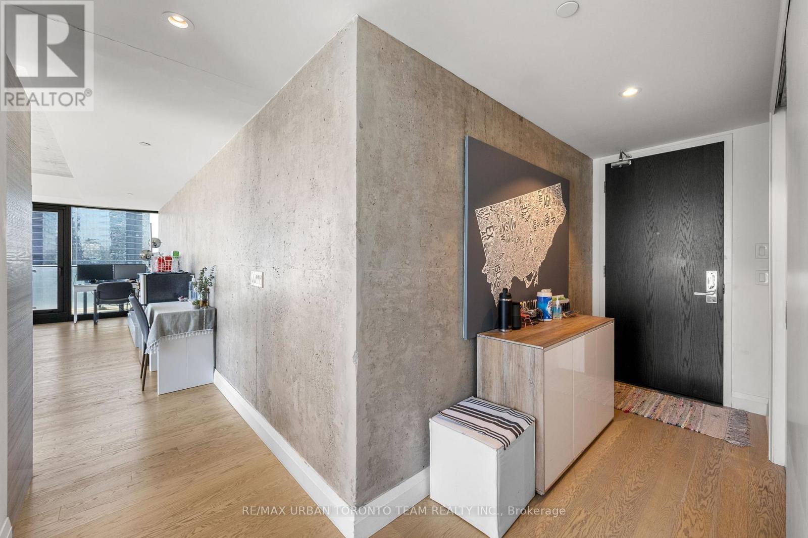2804 - 224 King Street W, Toronto (Waterfront Communities), Ontario  M5H 0A6 - Photo 3 - C12178652