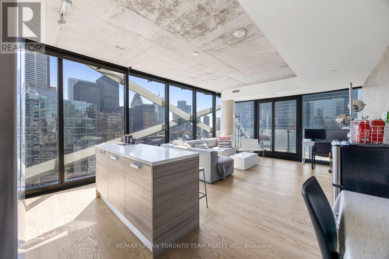 2804 - 224 King Street W, Toronto (Waterfront Communities), Ontario  M5H 0A6 - Photo 4 - C12178652