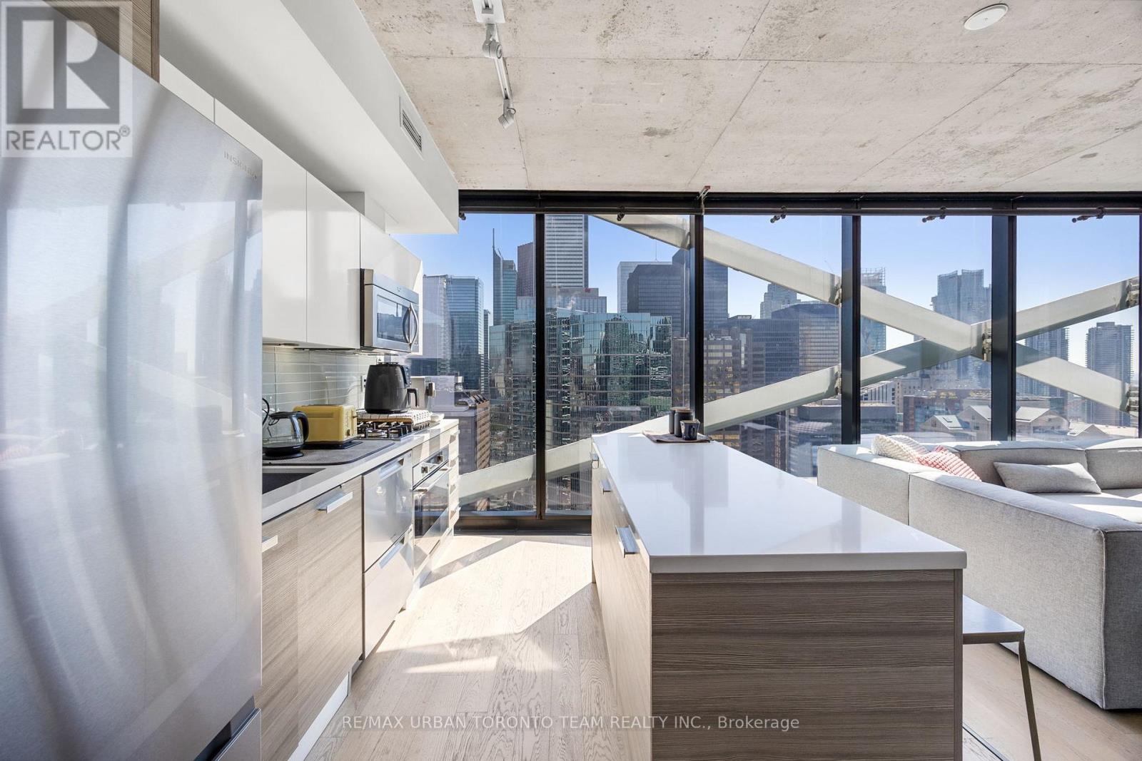 2804 - 224 King Street W, Toronto (Waterfront Communities), Ontario  M5H 0A6 - Photo 5 - C12178652