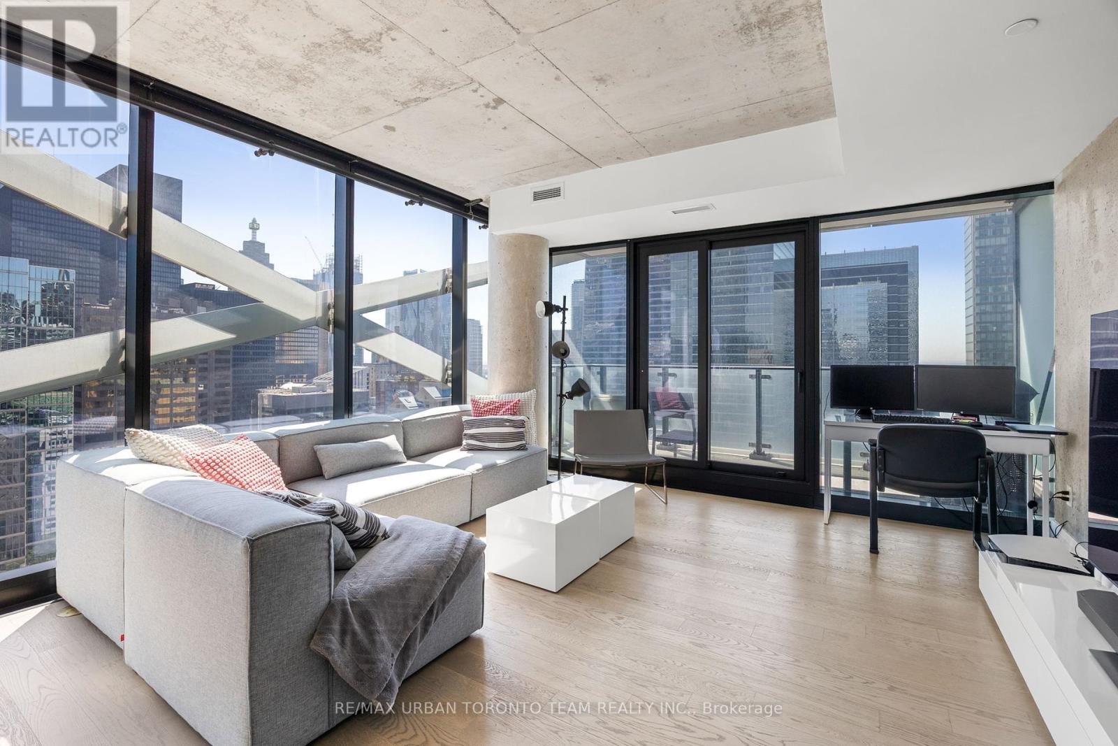 2804 - 224 King Street W, Toronto (Waterfront Communities), Ontario  M5H 0A6 - Photo 8 - C12178652