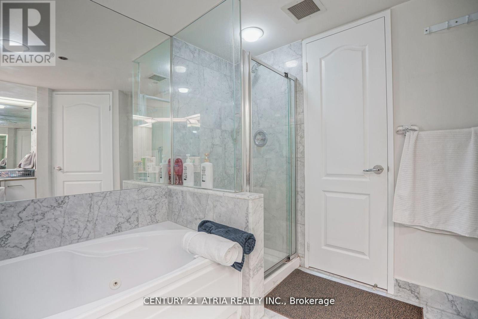 3309 - 38 Elm Street, Toronto, Ontario  M5G 2K5 - Photo 15 - C12178690