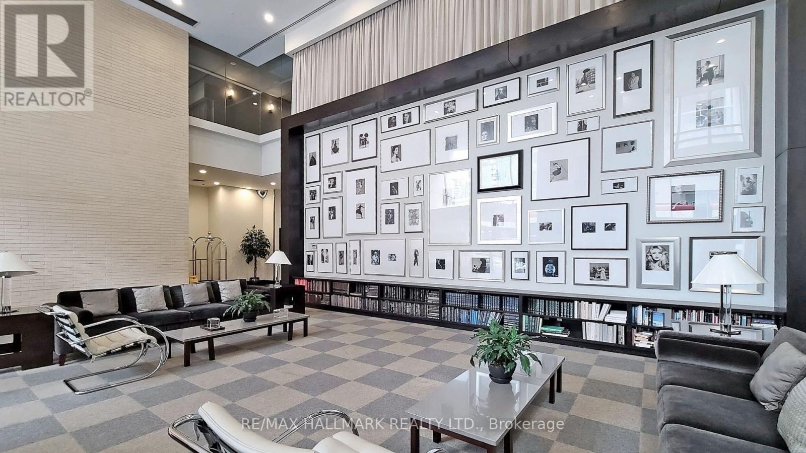 414 - 438 King Street W, Toronto (Waterfront Communities), Ontario  M5V 3T9 - Photo 2 - C12178769