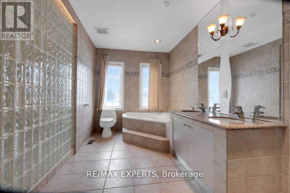 I - 3348 Bayview Avenue, Toronto, Ontario  M2M 3R9 - Photo 24 - C12178801