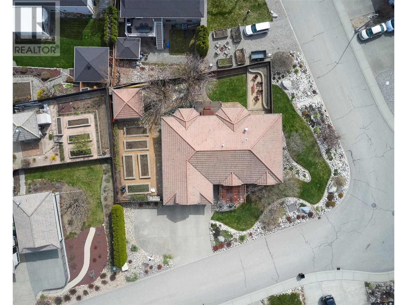 335 Marmot Court, Vernon, British Columbia  V1B 2W8 - Photo 50 - 10349731