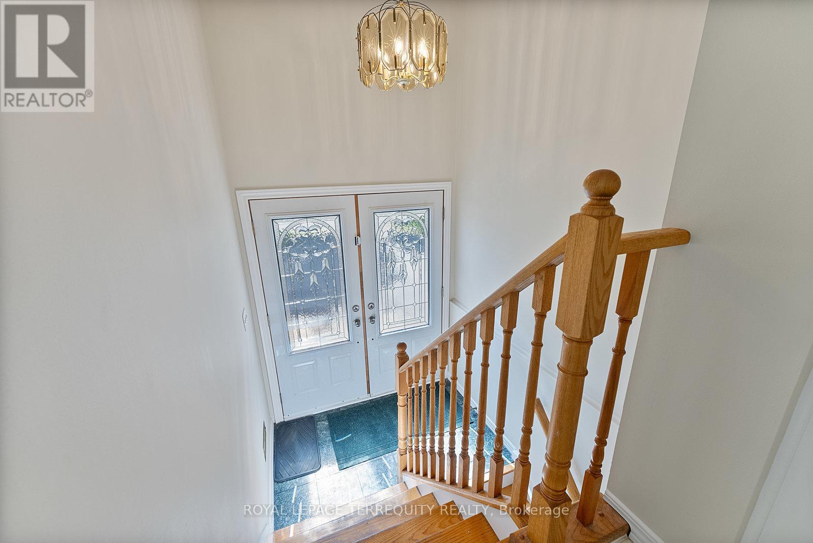 111 Keewatin Street S, Oshawa, Ontario  L1H 6Z2 - Photo 3 - E12178676