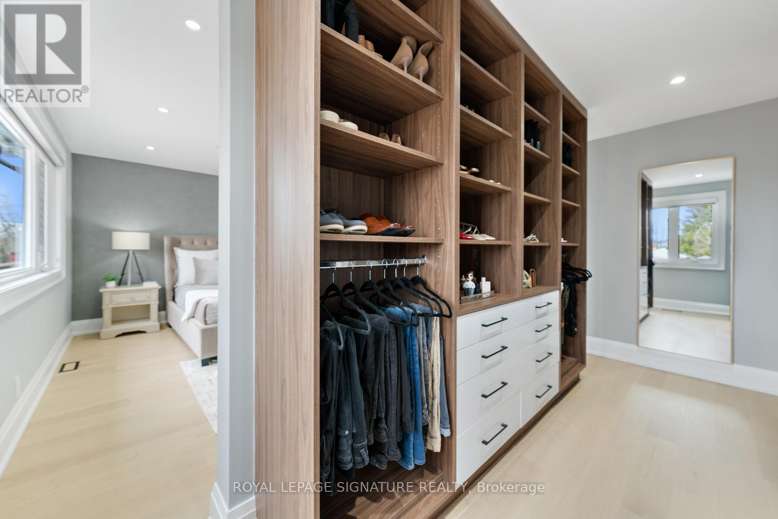 25 Elmont Drive, Toronto (O'connor-Parkview), Ontario  M4B 2M2 - Photo 22 - E12178721