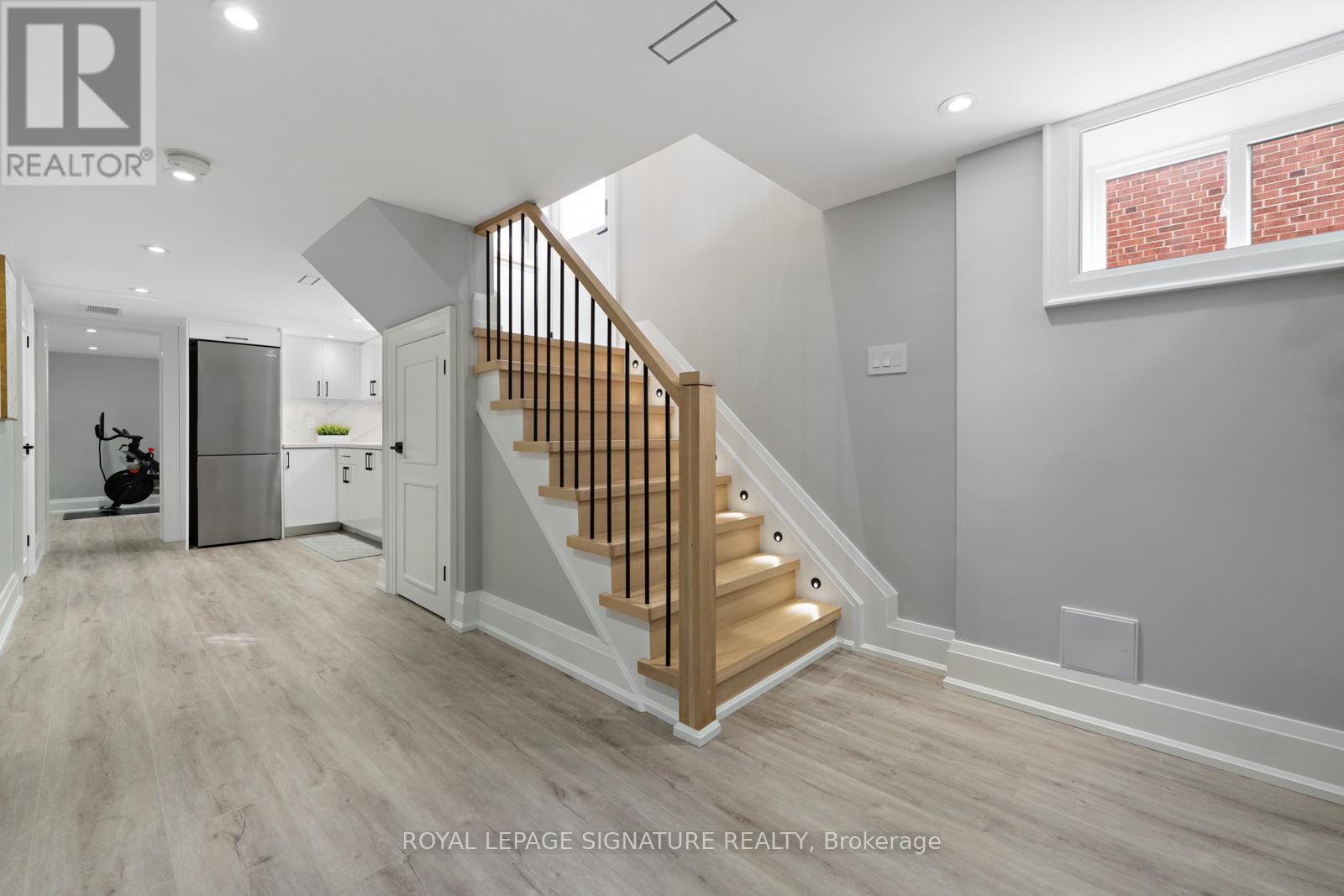 25 Elmont Drive, Toronto (O'connor-Parkview), Ontario  M4B 2M2 - Photo 32 - E12178721