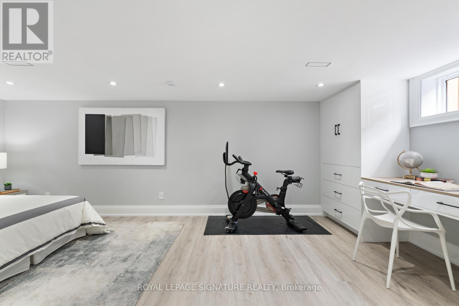 25 Elmont Drive, Toronto (O'connor-Parkview), Ontario  M4B 2M2 - Photo 37 - E12178721
