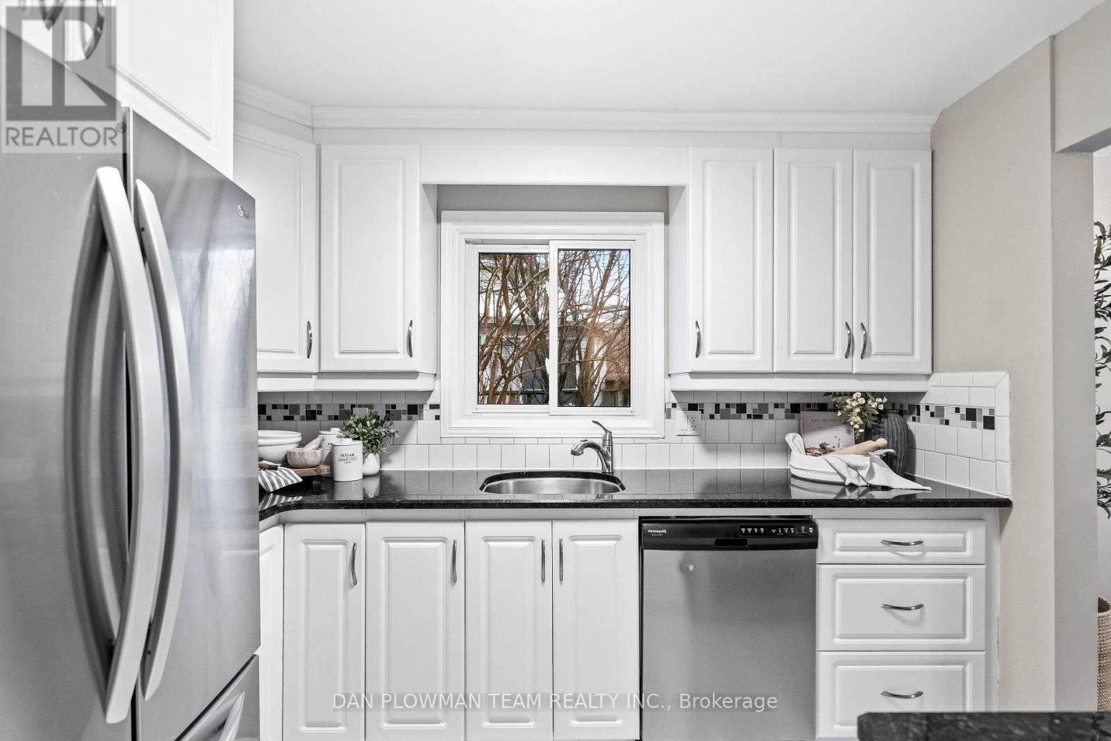 1235 Delmark Court, Oshawa, Ontario  L1H 8K6 - Photo 15 - E12178817
