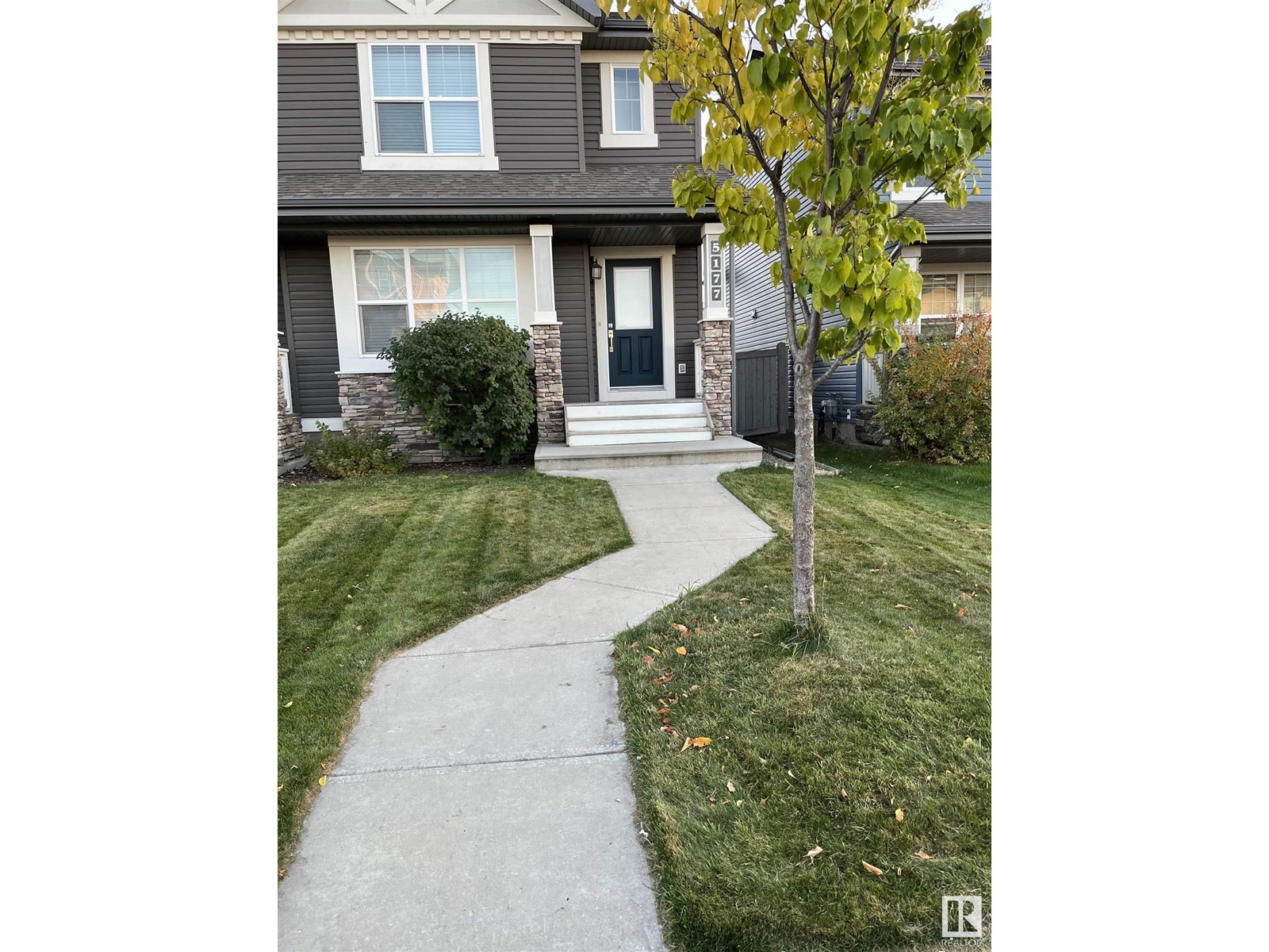 5177 2a Av Sw Sw, Edmonton, Alberta  T6X 0R3 - Photo 3 - E4438501