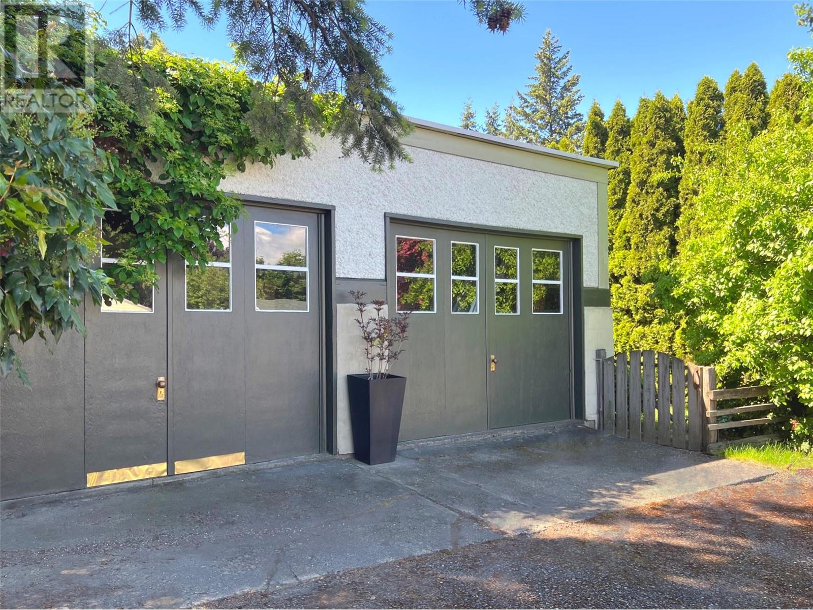 Property at 3502 23 Street Lot# 6 and 7 image 2