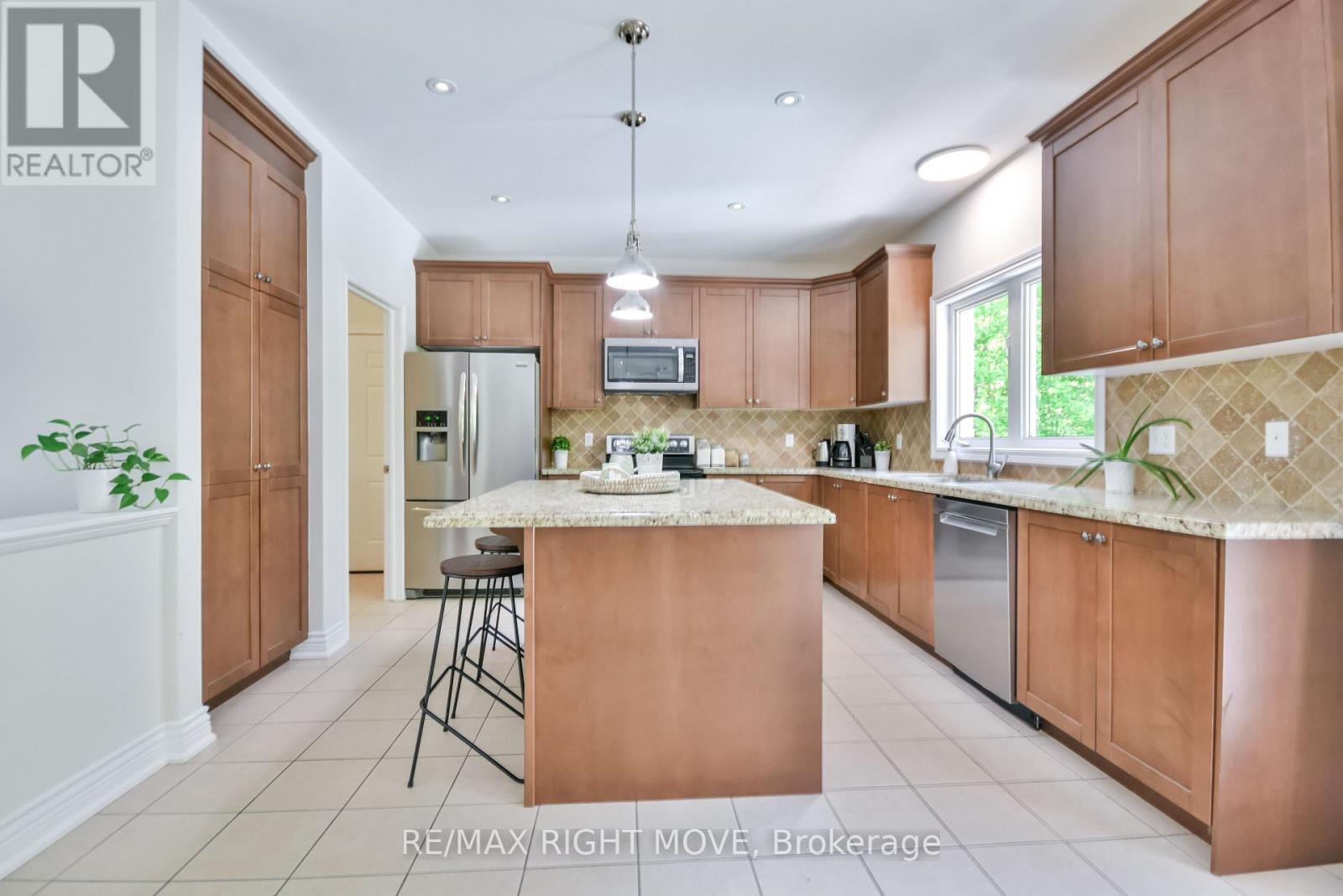 Property at 10 MERRINGTON AVENUE image 5