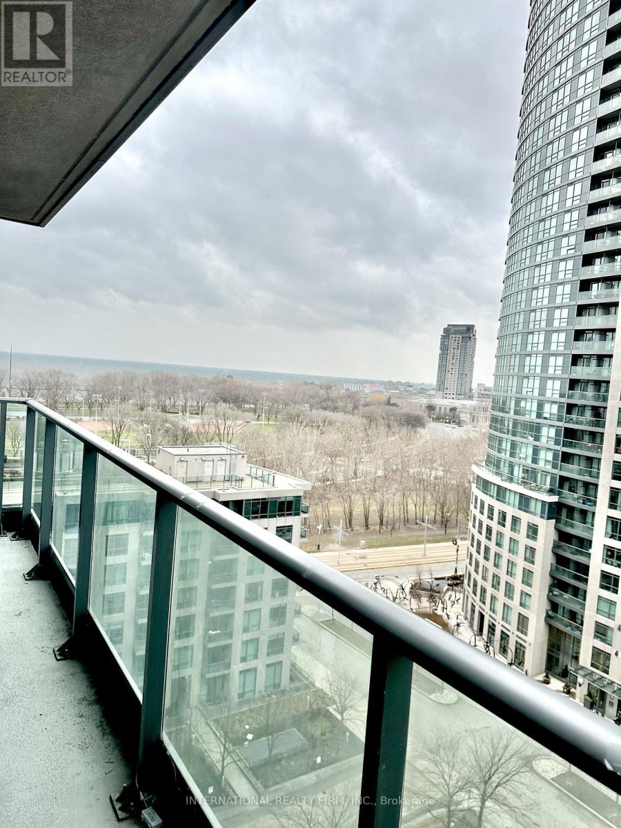 1273 - 209 Fort York Boulevard, Toronto, Ontario  M5V 4A1 - Photo 3 - C12178835