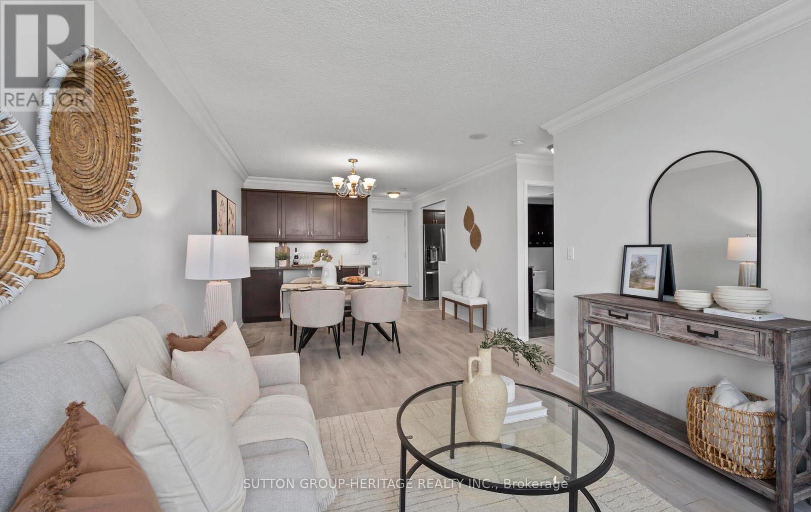1015 - 1000 The Esplanade Avenue N, Pickering (Town Centre), Ontario  L1V 6V4 - Photo 10 - E12178857
