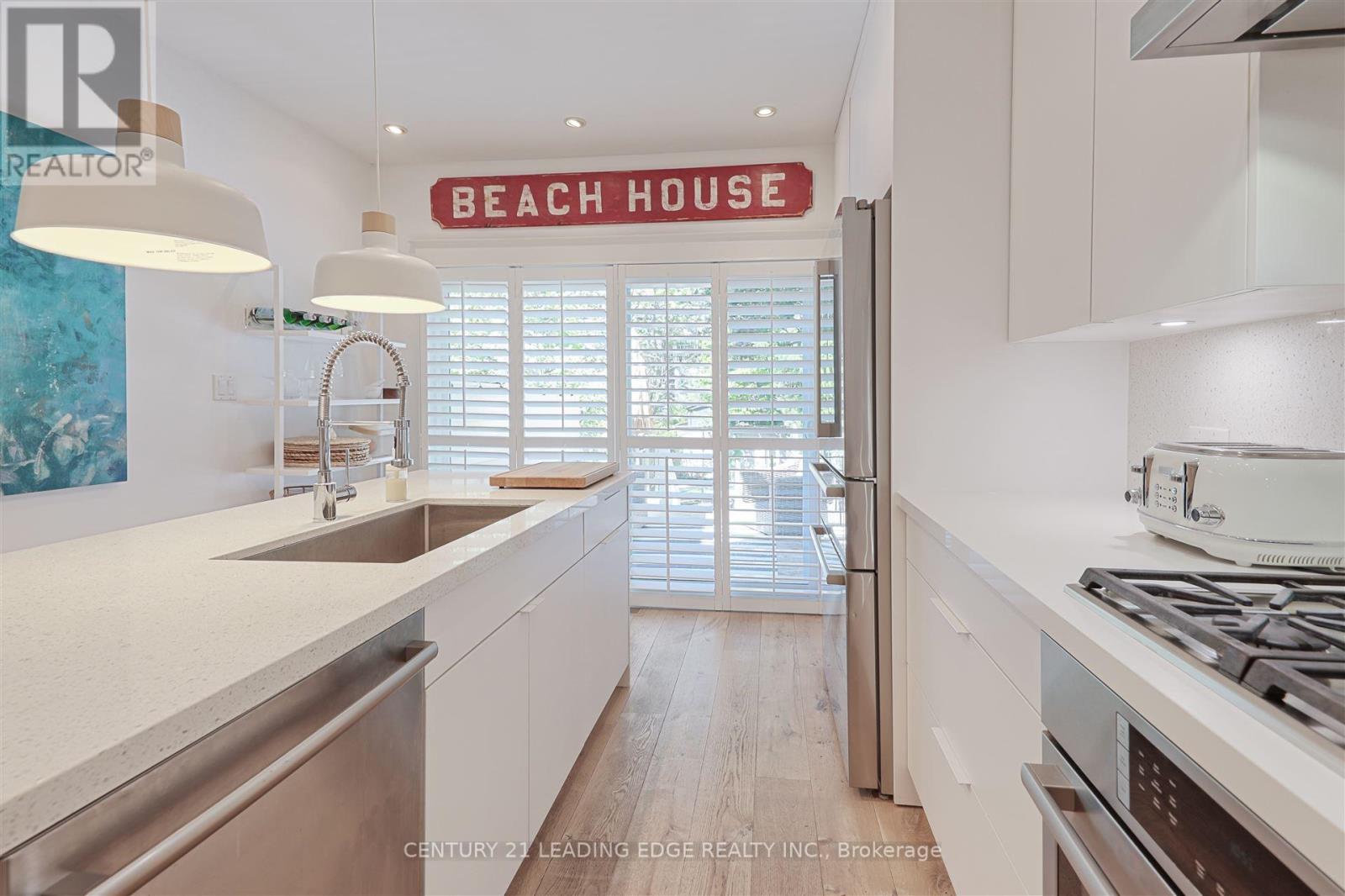 114 Silver Birch Avenue, Toronto (The Beaches), Ontario  M4E 3L4 - Photo 11 - E12178866
