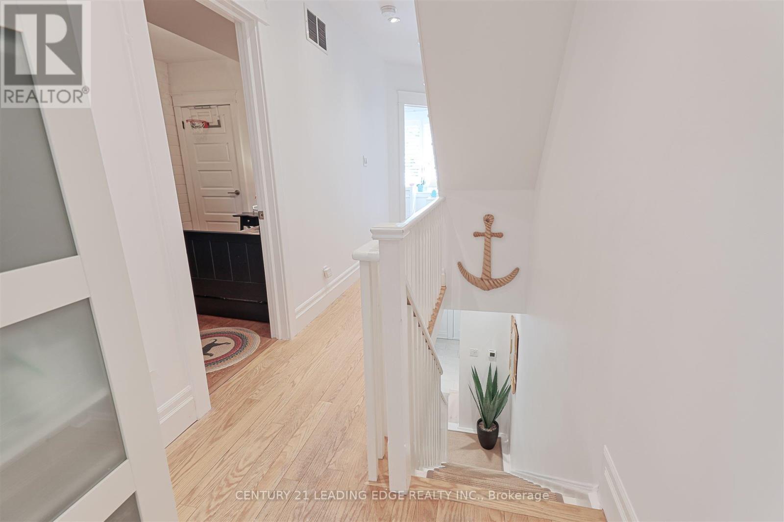 114 Silver Birch Avenue, Toronto (The Beaches), Ontario  M4E 3L4 - Photo 14 - E12178866