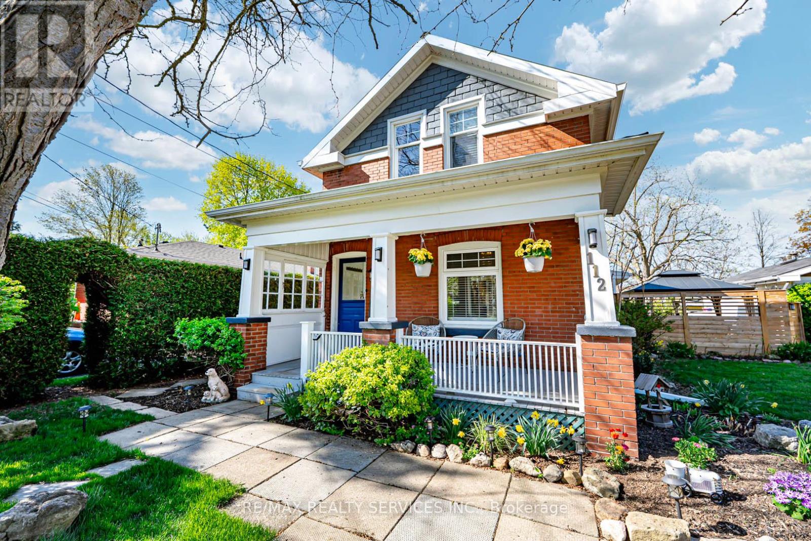 112 Court Street N, Milton, Ontario  L9T 2S3 - Photo 2 - W12178672