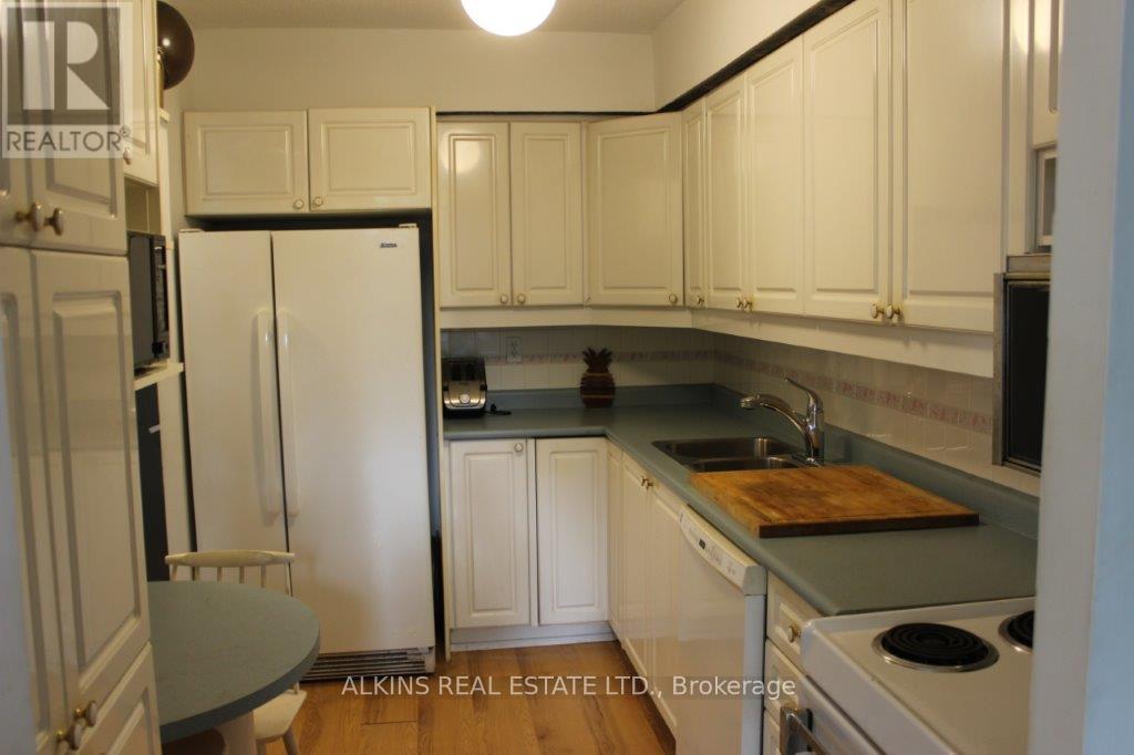 117 - 35 Ormskirk Avenue, Toronto, Ontario  M6S 1A8 - Photo 16 - W12178732