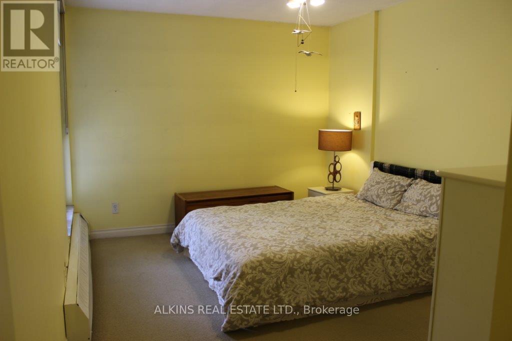 117 - 35 Ormskirk Avenue, Toronto, Ontario  M6S 1A8 - Photo 17 - W12178732