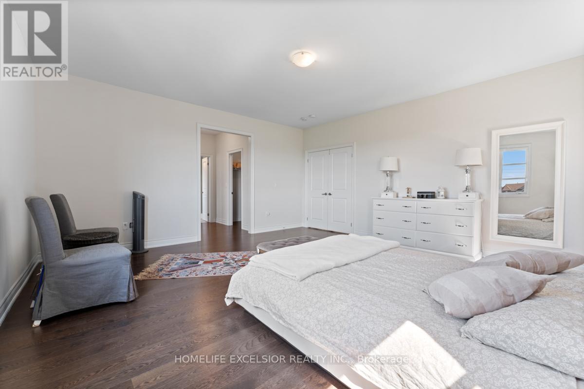 3128 Parsonage Crescent, Oakville, Ontario  L6H 0T9 - Photo 19 - W12178741