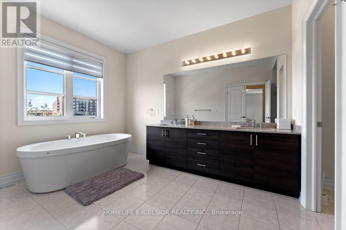 3128 Parsonage Crescent, Oakville, Ontario  L6H 0T9 - Photo 20 - W12178741