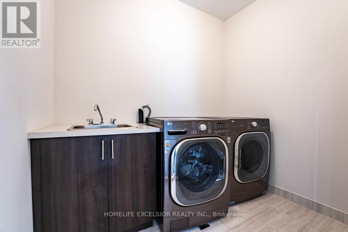 3128 Parsonage Crescent, Oakville, Ontario  L6H 0T9 - Photo 31 - W12178741