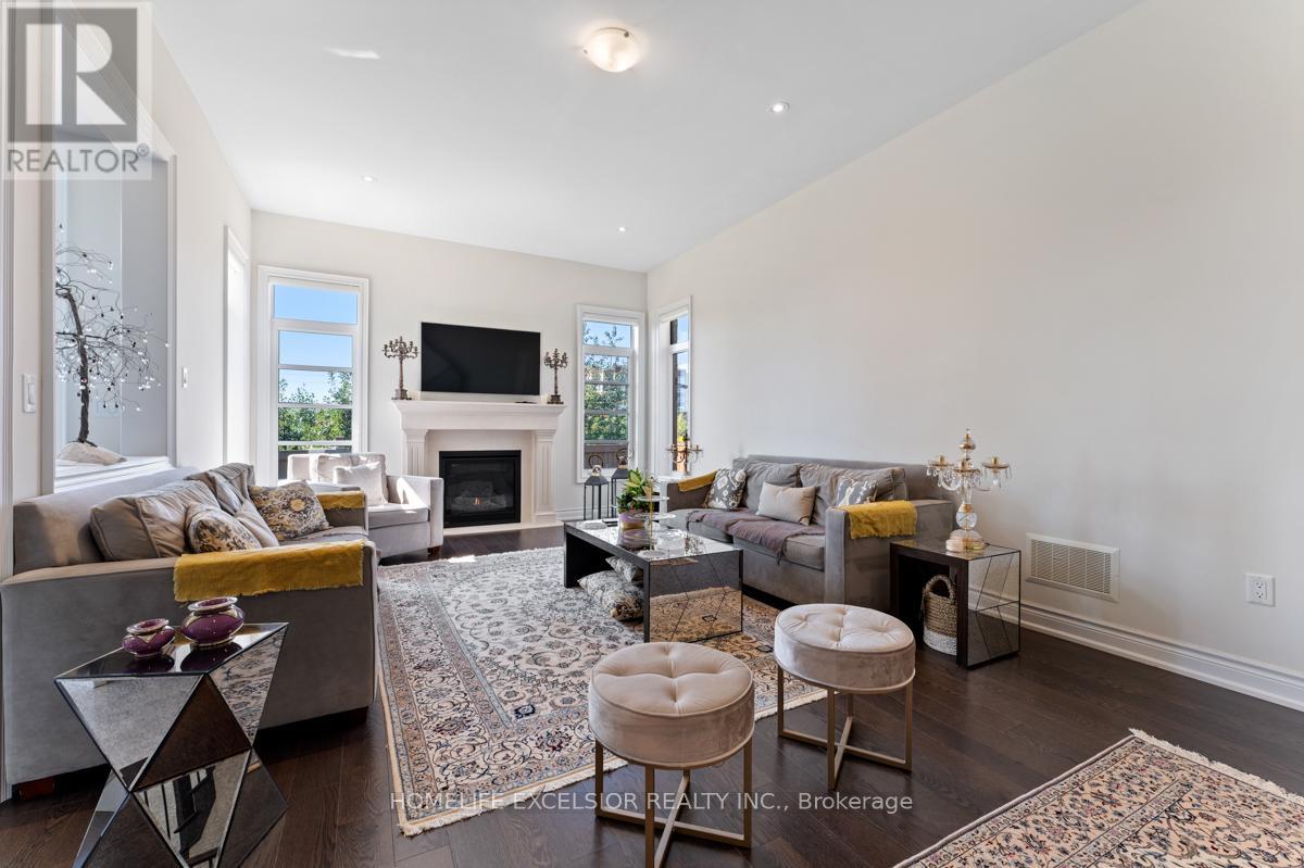 3128 Parsonage Crescent, Oakville, Ontario  L6H 0T9 - Photo 8 - W12178741