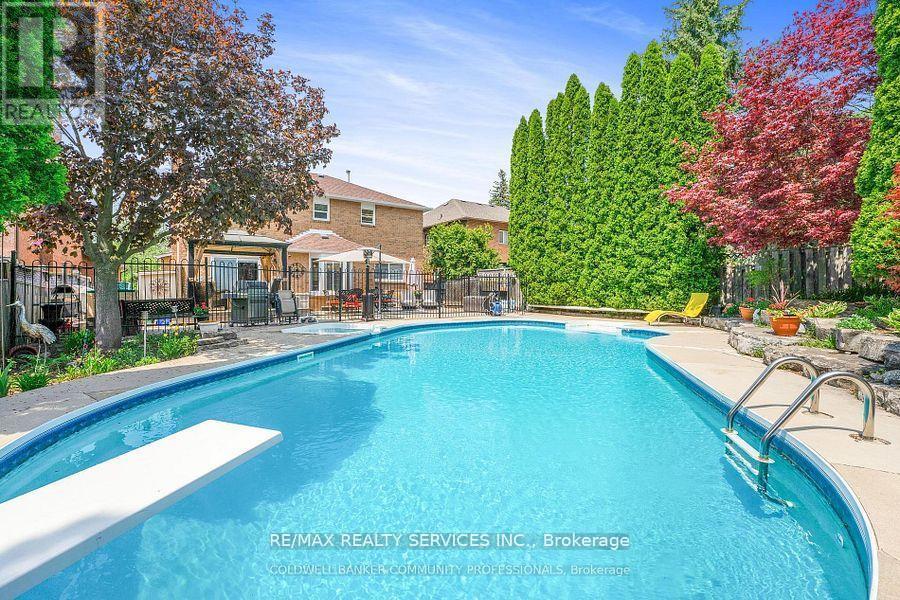 41 Christie Drive, Brampton (Snelgrove), Ontario  L6Z 3J6 - Photo 47 - W12178767
