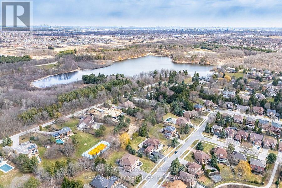 41 Christie Drive, Brampton (Snelgrove), Ontario  L6Z 3J6 - Photo 50 - W12178767