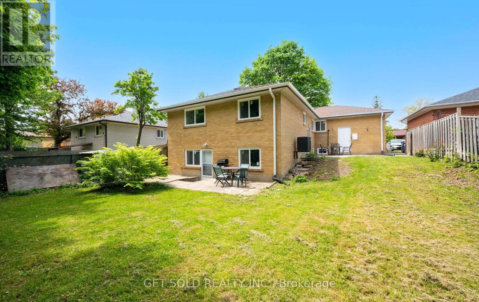 31 Bulbourne Road, Toronto (Mount Olive-Silverstone-Jamestown), Ontario  M9V 3N5 - Photo 45 - W12178772