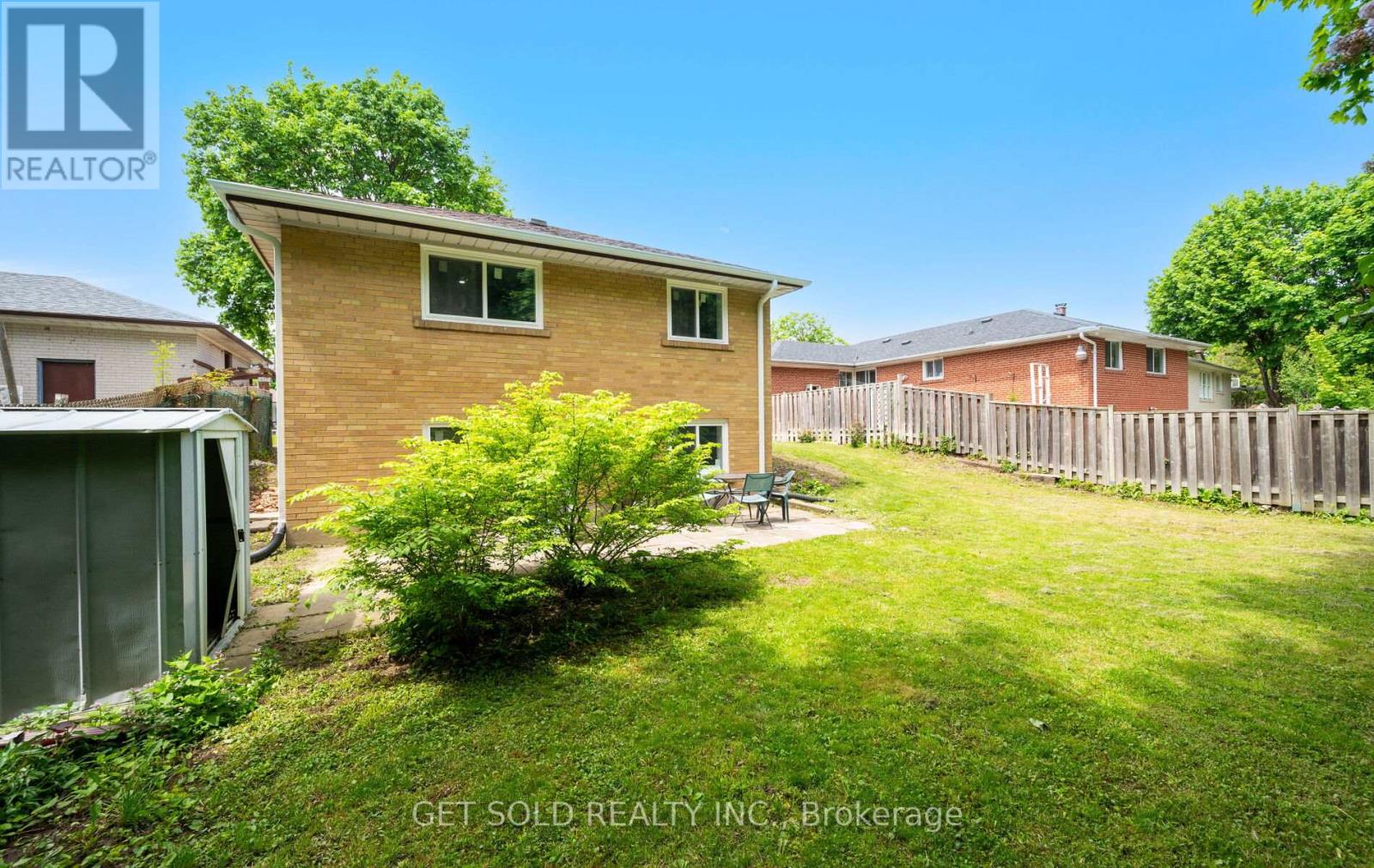 31 Bulbourne Road, Toronto (Mount Olive-Silverstone-Jamestown), Ontario  M9V 3N5 - Photo 46 - W12178772