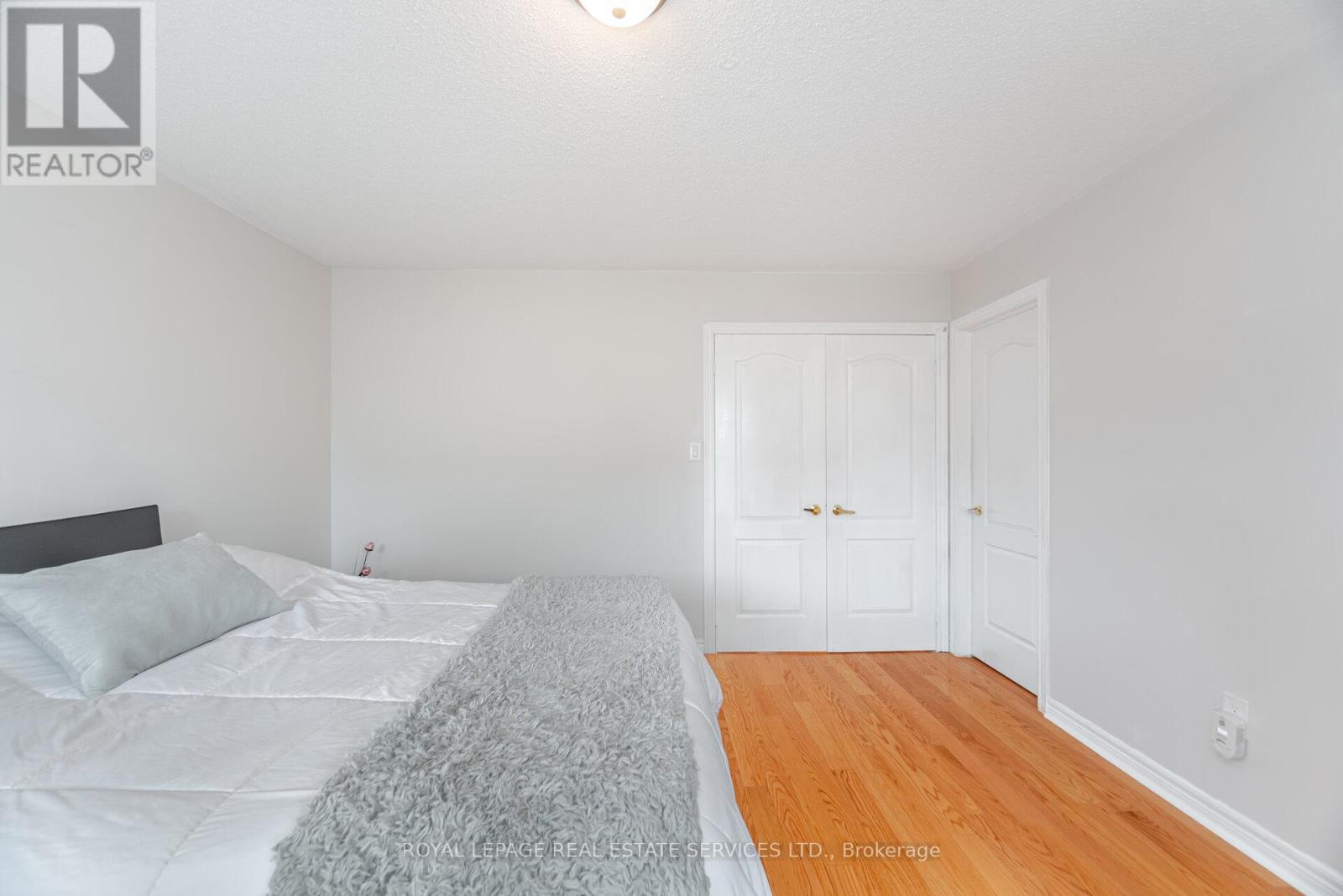 137 Holmes Crescent, Milton, Ontario  L9T 0V9 - Photo 29 - W12178806