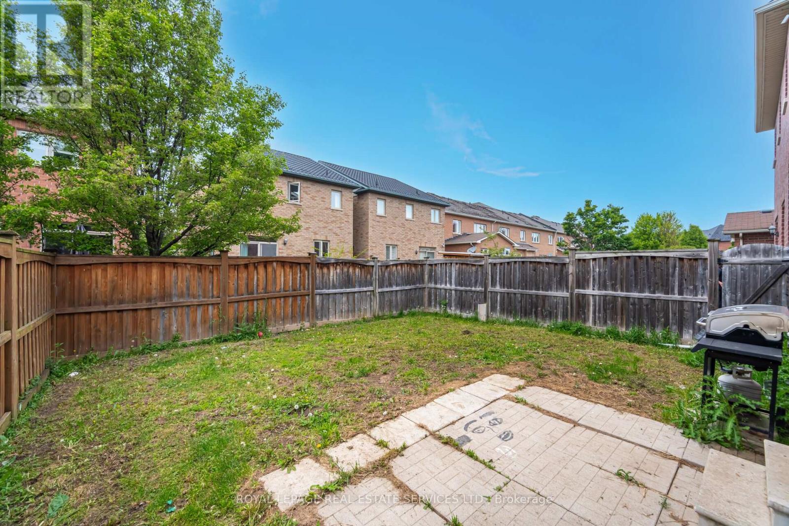 137 Holmes Crescent, Milton, Ontario  L9T 0V9 - Photo 44 - W12178806