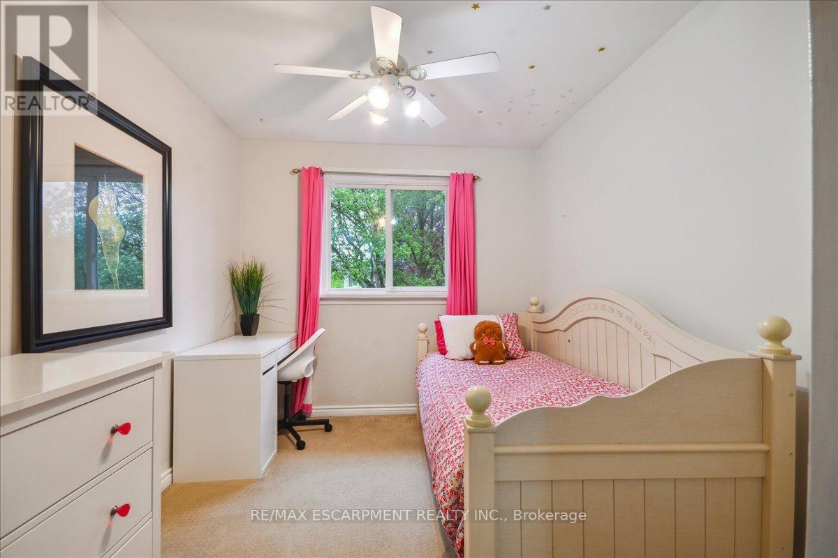 53 Nadia Place, Oakville, Ontario  L6H 1K1 - Photo 27 - W12178822