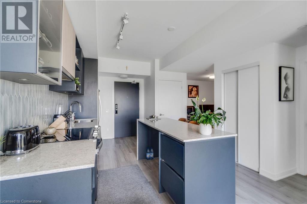 405 Dundas Street W Unit# 606, Oakville, Ontario  L6M 4P9 - Photo 3 - 40734680