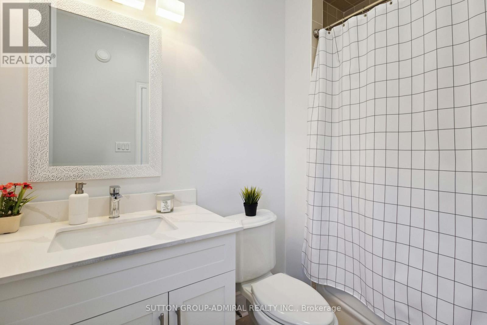 90 Giorgia Crescent, Vaughan, Ontario  L6A 4R2 - Photo 31 - N12178905