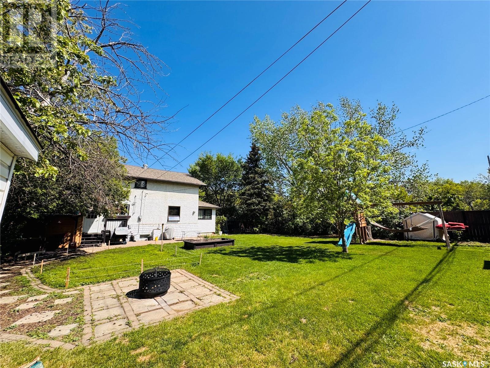 1170 Clifton Avenue, Moose Jaw, Saskatchewan  S6H 3L5 - Photo 42 - SK007405