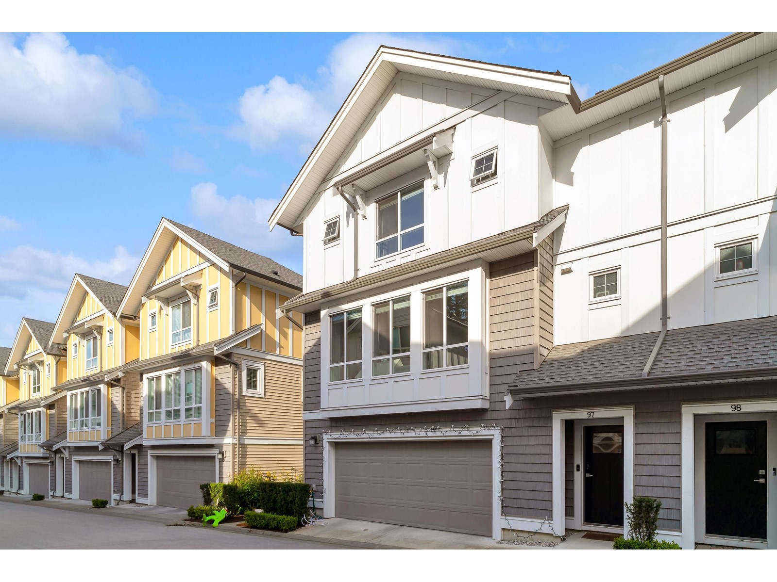 97 9688 162a Street, Surrey, British Columbia  V4N 6V3 - Photo 3 - R3007901