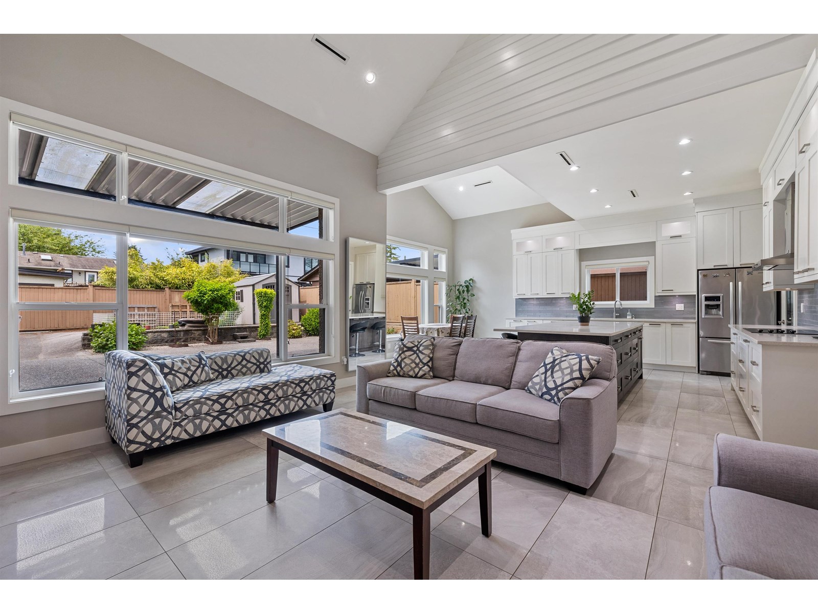 Property at 9241 127 STREET image 3