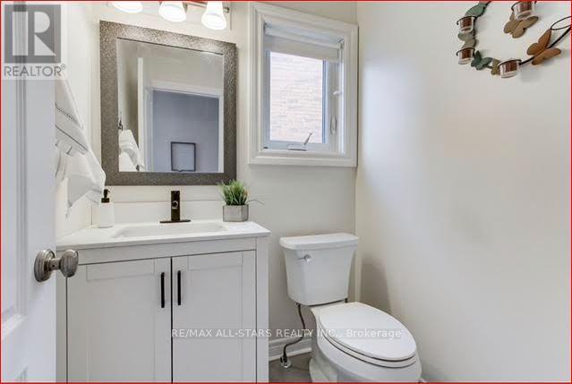 16 James Ratcliff Avenue, Whitchurch-Stouffville, Ontario  L4A 1P2 - Photo 14 - N12174189