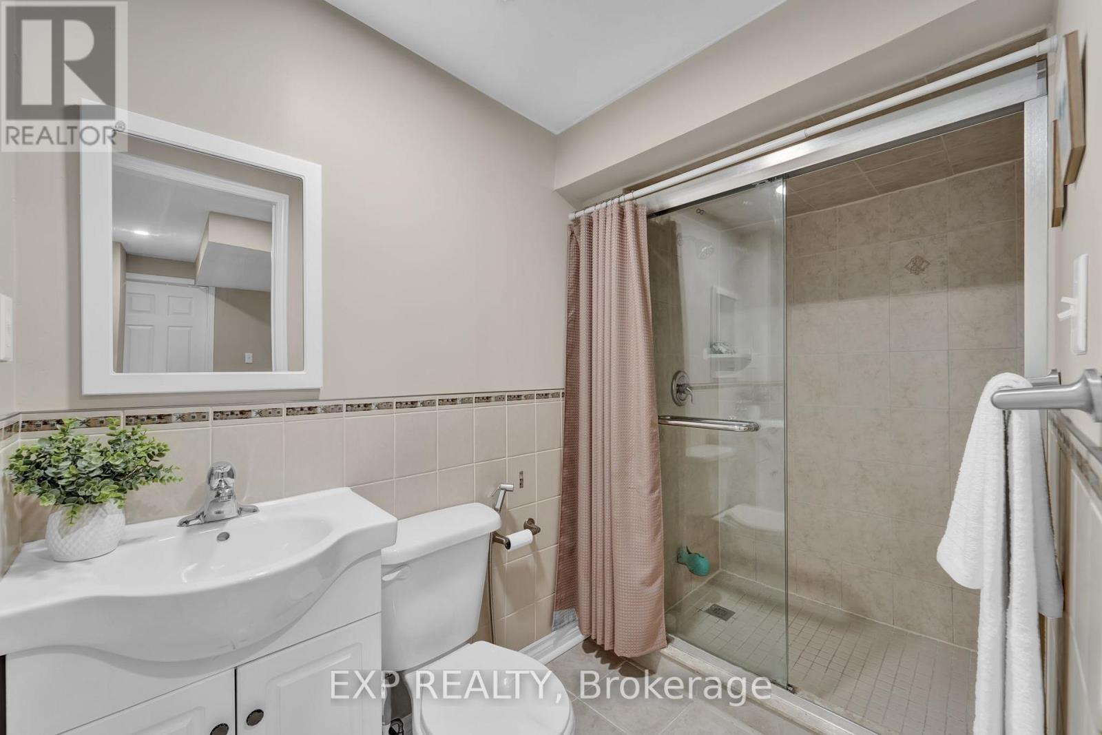 77 Catalpa Crescent, Vaughan, Ontario  L6A 0R6 - Photo 37 - N12176845