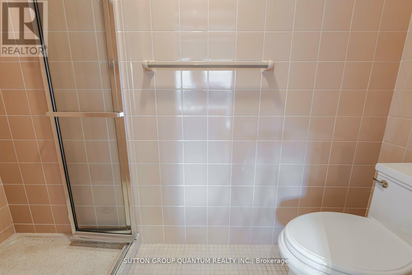 2194 Oneida Crescent, Mississauga, Ontario  L5C 1V6 - Photo 28 - W12178826