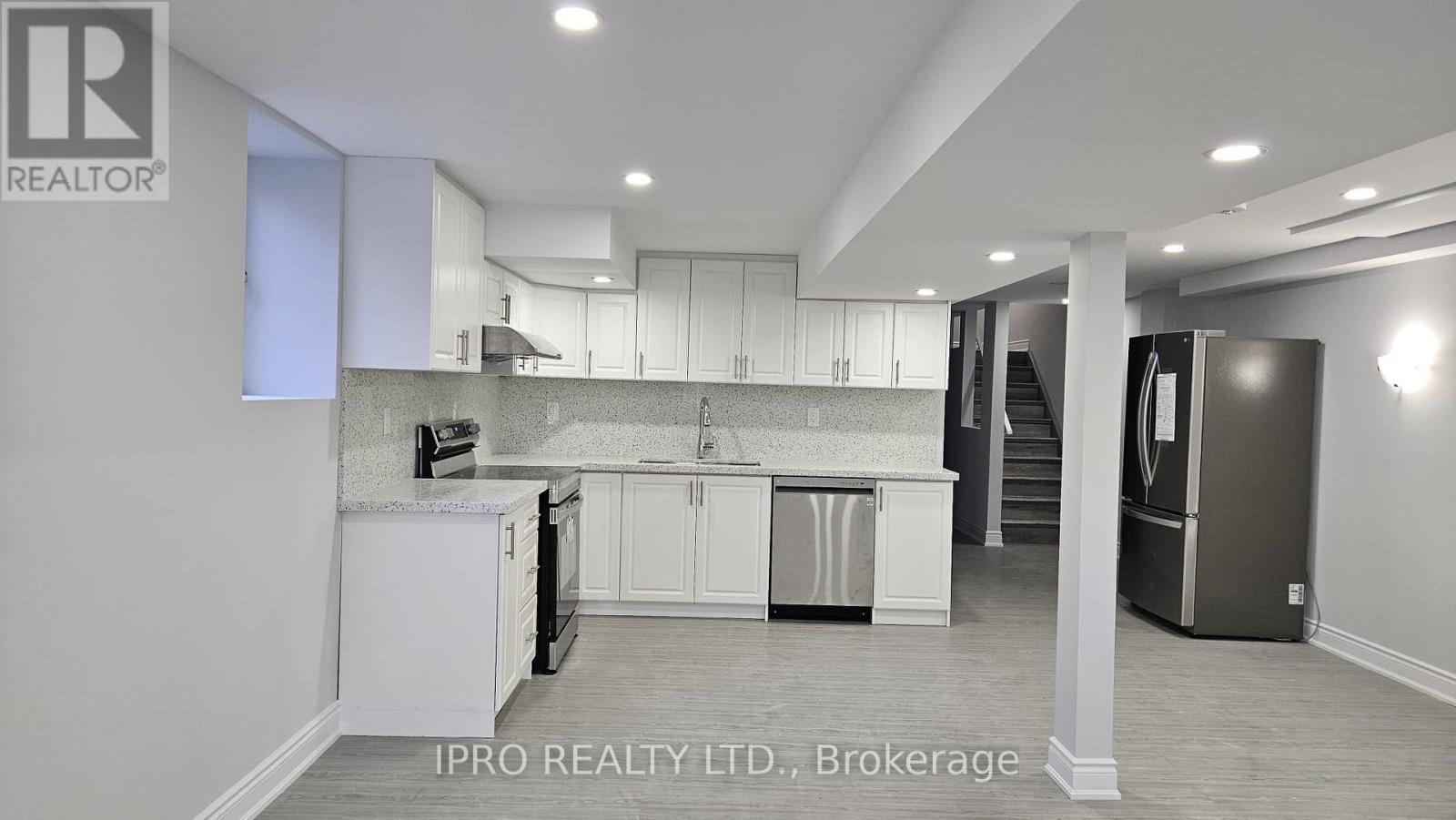 5265 Springbok Crescent, Mississauga (Hurontario), Ontario  L4Z 3J9 - Photo 5 - W12178839