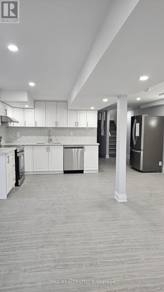 5265 Springbok Crescent, Mississauga (Hurontario), Ontario  L4Z 3J9 - Photo 6 - W12178839